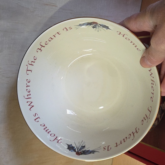 Lenox Cardinal Bird Winter Greetings Sentiment Bowl - Picture 3 of 6